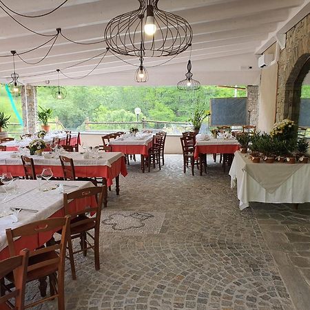 Eno-Agriturismo Cascina L'Arché Santo Stefano Belbo Exterior foto